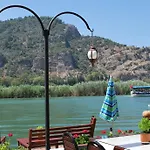Hotell Myra 3*
